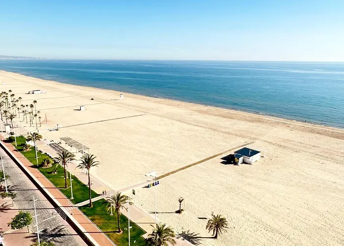 Neptuno Gandia Primera Linea - Alquiler Familias