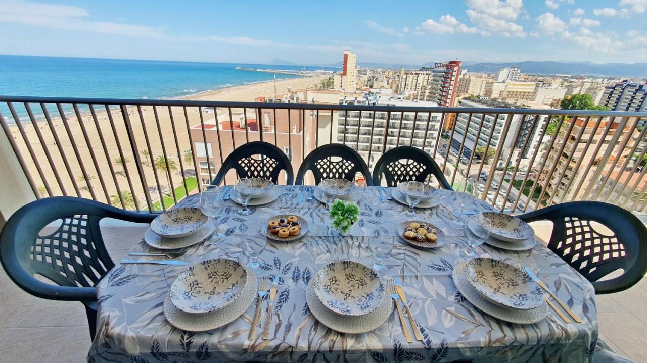 Neptuno Gandia Primera Linea - Alquiler Familias Apartment *