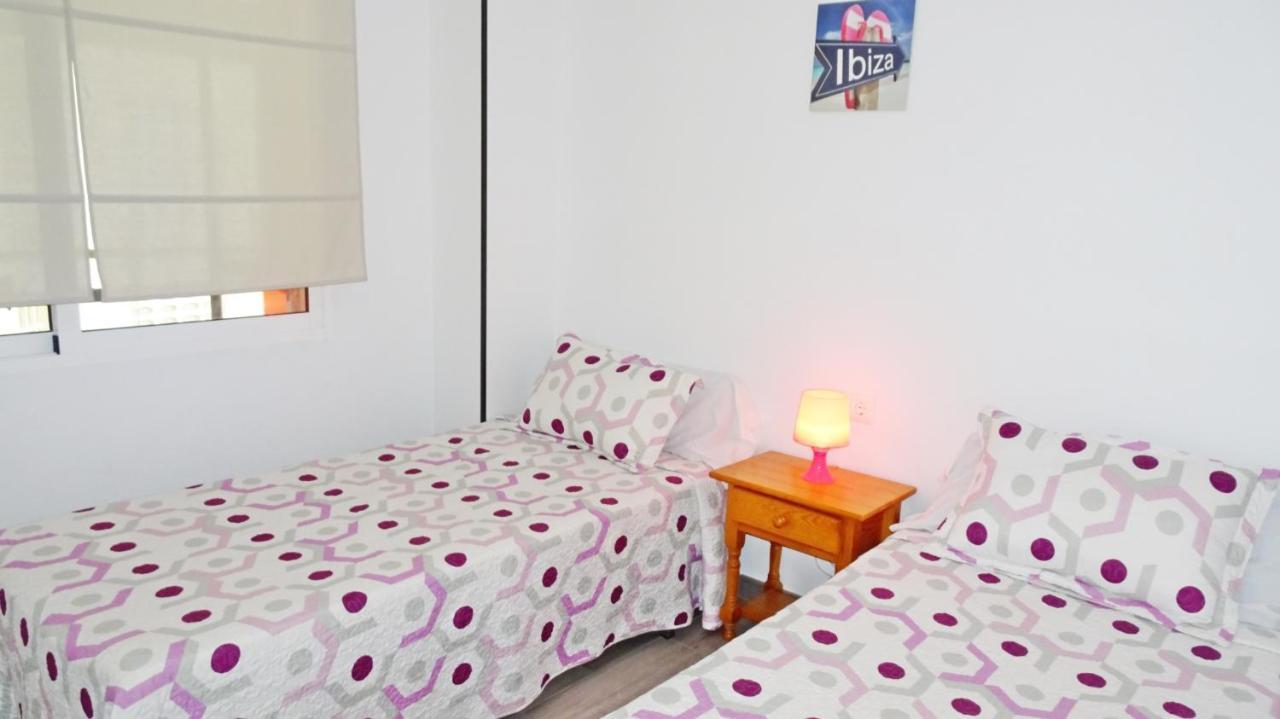Neptuno Gandia Primera Linea - Alquiler Familias Apartment Playa de Gandia