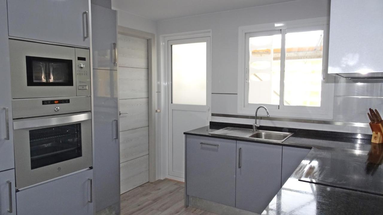 Apartment Neptuno Gandia Primera Linea - Alquiler Familias