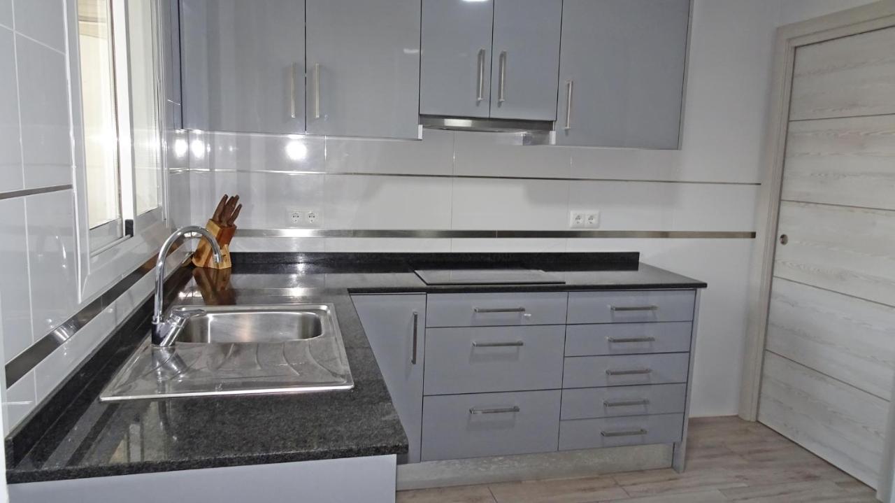 Apartment Neptuno Gandia Primera Linea - Alquiler Familias *