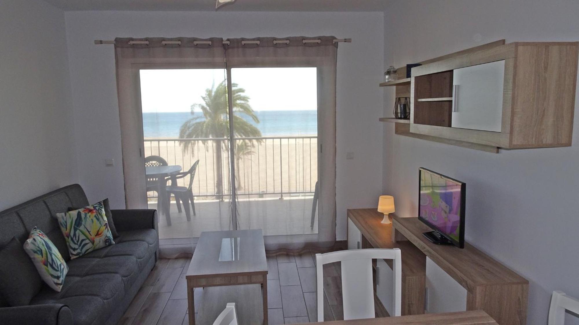 Apartment Neptuno Gandia Primera Linea - Alquiler Familias Playa de Gandia