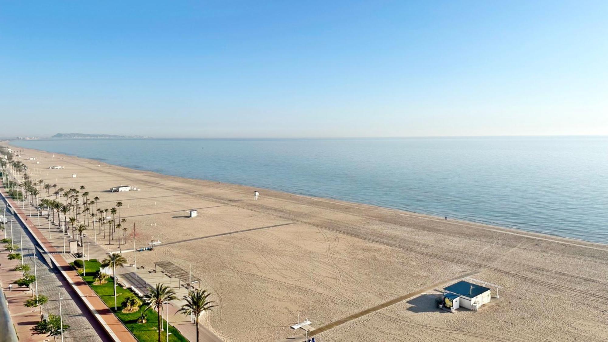 Neptuno Gandia Primera Linea - Alquiler Familias * Playa de Gandia