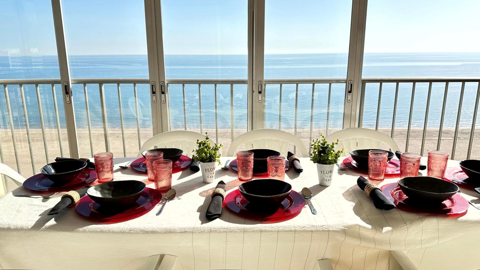 Neptuno Gandia Primera Linea - Alquiler Familias Apartment