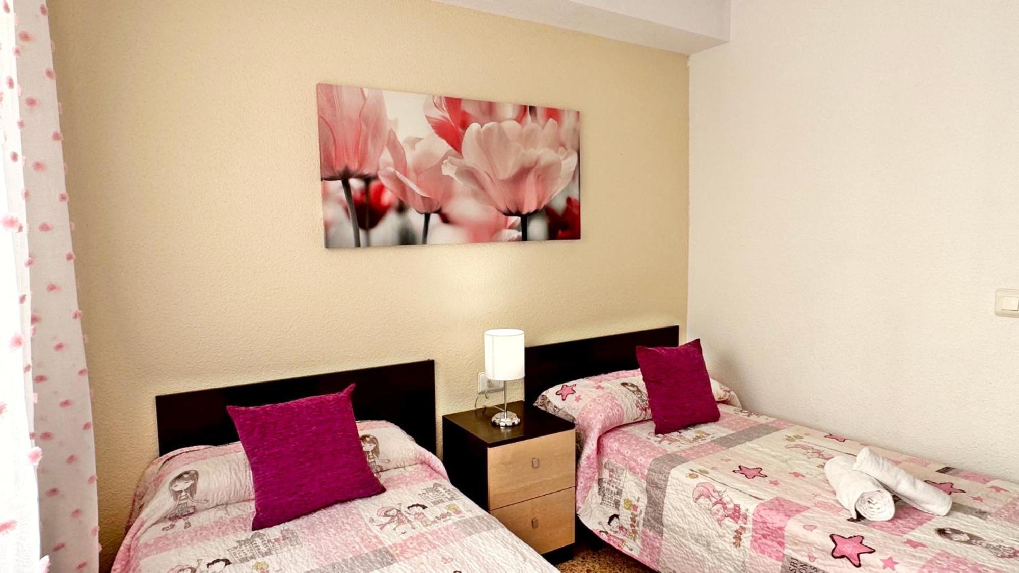 Apartment Neptuno Gandia Primera Linea - Alquiler Familias Playa de Gandia